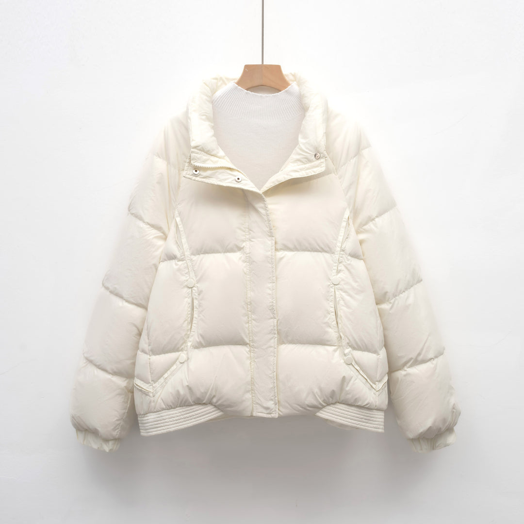 Damen Voluminöse Steppjacke mit modernem Kragen und praktischen Taschen Mirla-Eva Jonsson