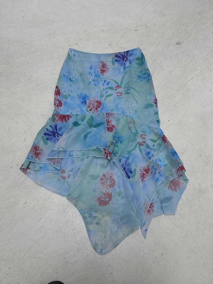 Damen Wrap skirt with floral design and voluminous ruffle hem Mirla-Eva Jonsson