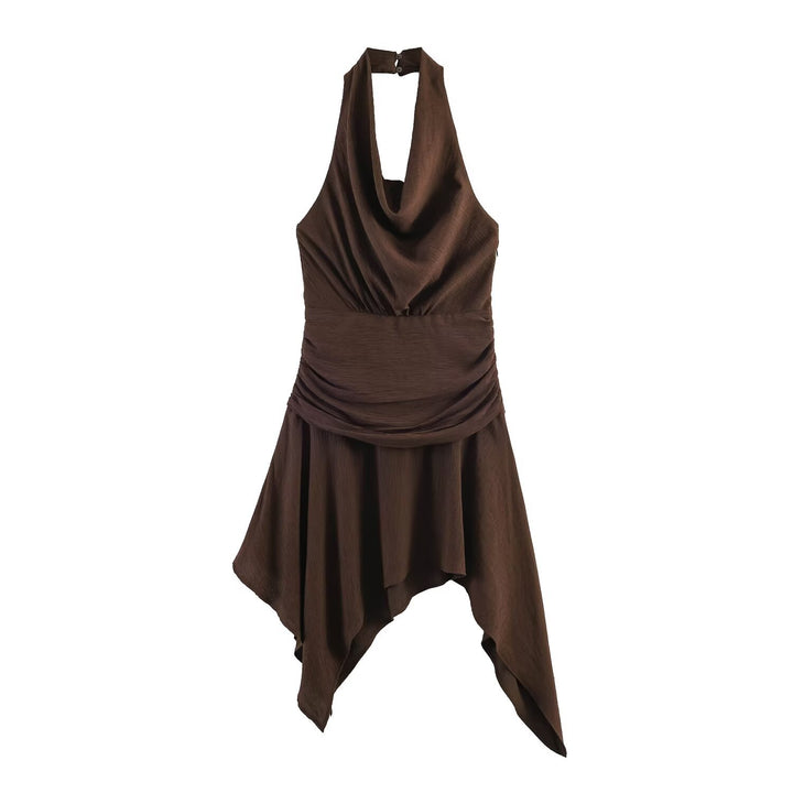Damen asymmetrisk halterklänning med elegant draperingsdesign Mirla-Eva Jonsson