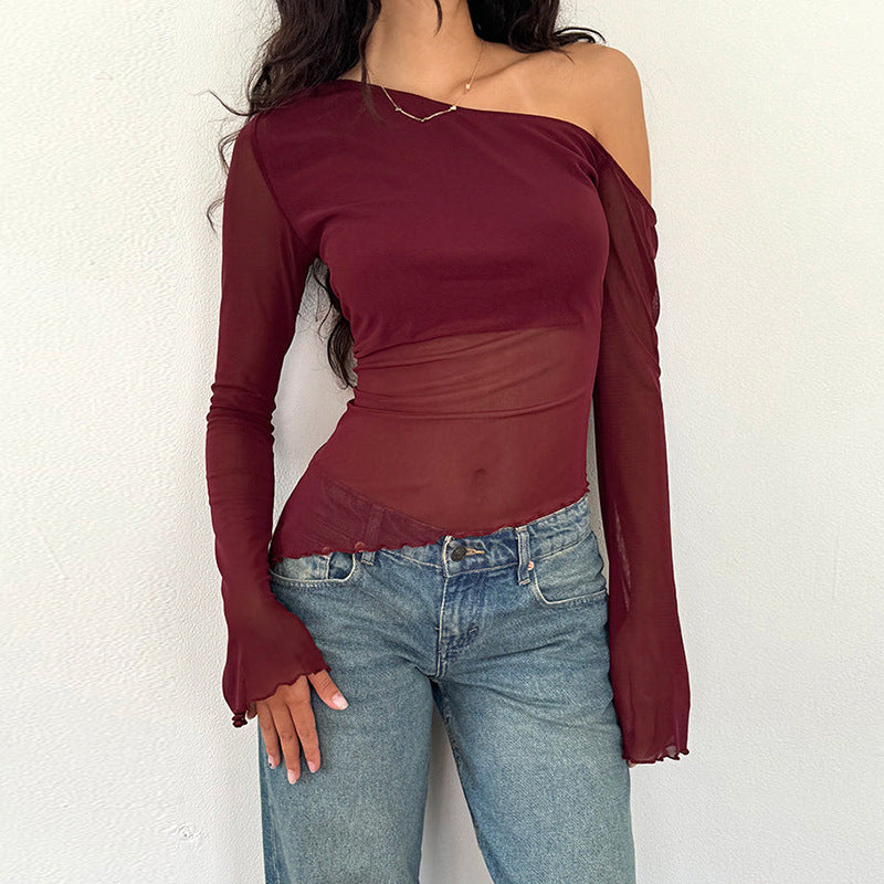 Damen asymmetrisk långärmad tröja med transparenta ärmar och figurnära silhuett Mirla-Eva Jonsson