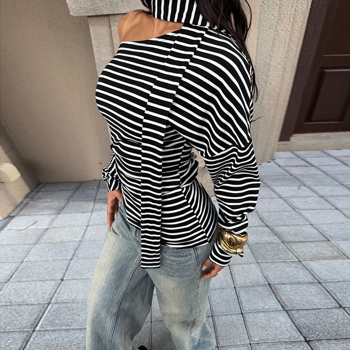 Damen asymmetrisk randigt topp med off-shoulder design och elegant knut Mirla-Eva Jonsson