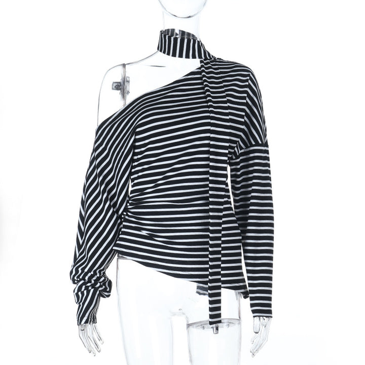 Damen asymmetrisk randigt topp med off-shoulder design och elegant knut Mirla-Eva Jonsson