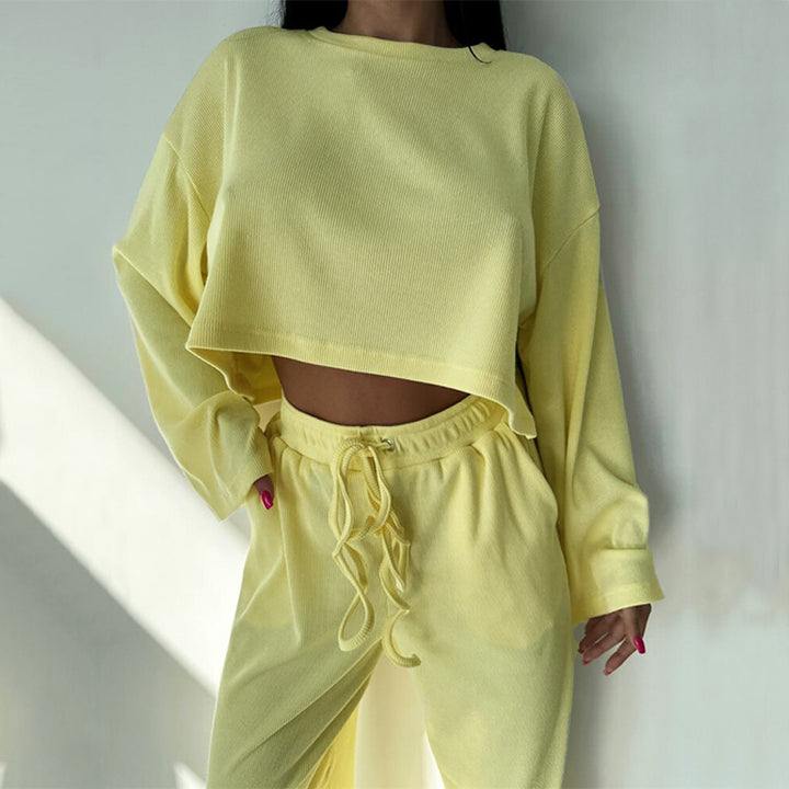 Damen avslappnad cropped topp och vid fritidsbyxa Mirla-Eva Jonsson