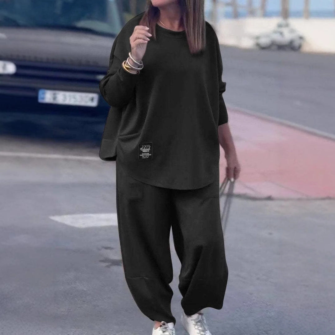 Damen avslappnad lounge-set med vida byxor och bekväm topp Mirla-Eva Jonsson