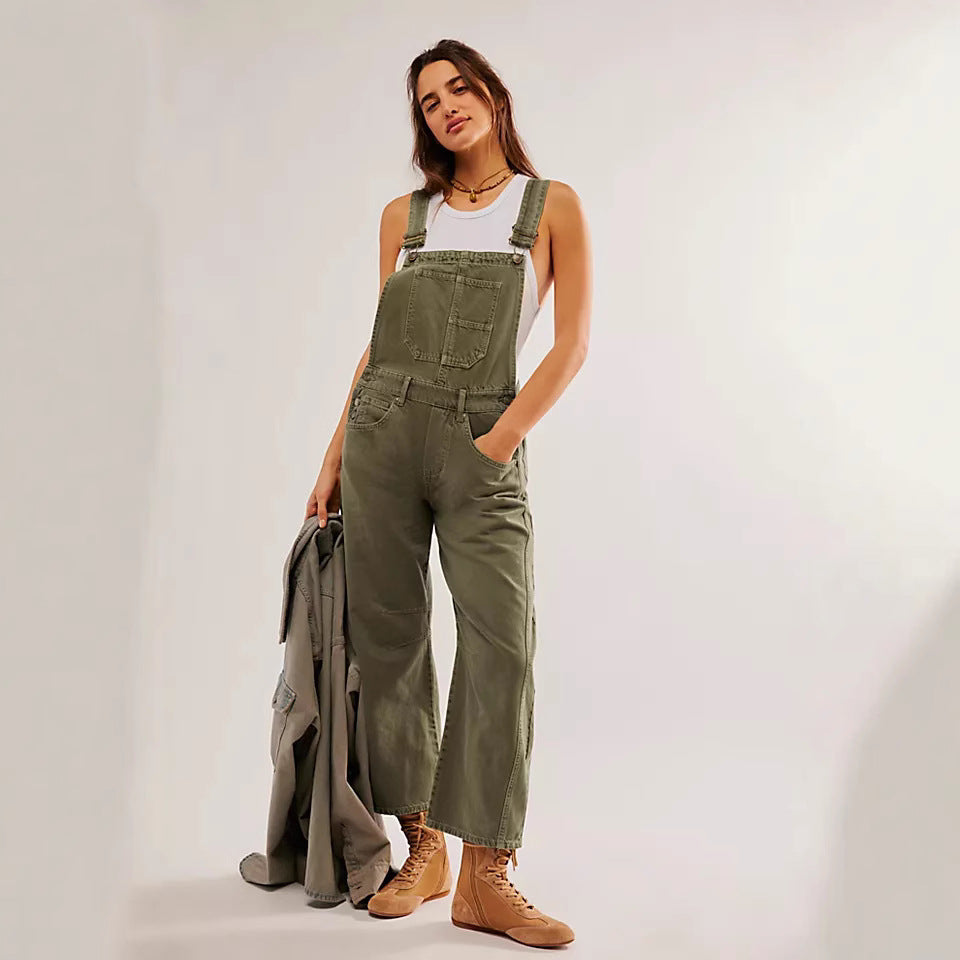 Damen avslappnade denim hängselbyxor i modern design med justerbara axelremmar Mirla-Eva Jonsson