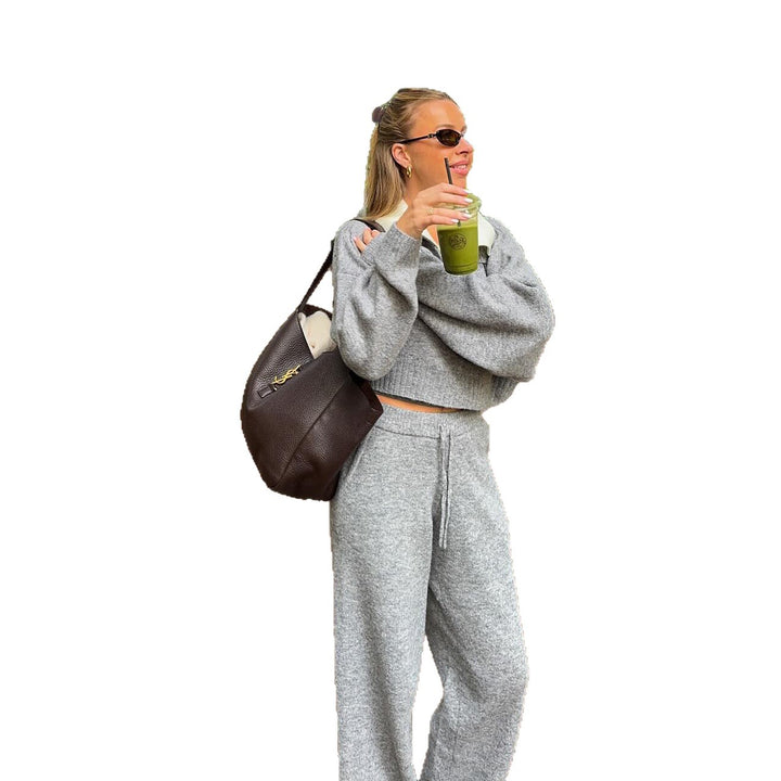 Damen avslappnat hoodie-set med vida byxor och överdimensionerad krage Mirla-Eva Jonsson