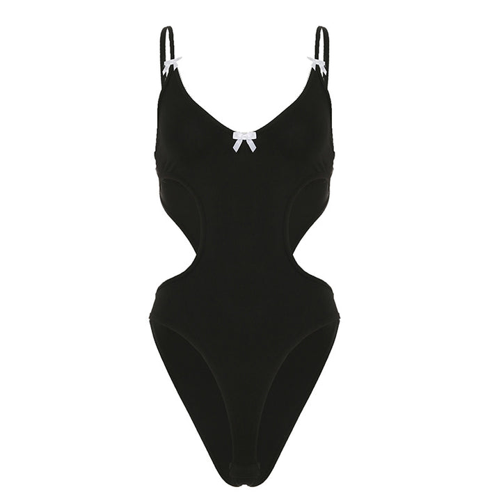 Damen baddräkt med raffinerade cut-outs och elegant rosettprydnad Mirla-Eva Jonsson