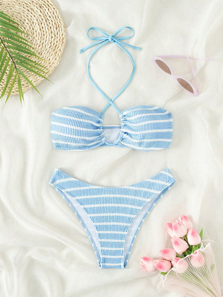 Damen bandeau bikini med tidlös randigt mönster och elegant snörning Mirla-Eva Jonsson