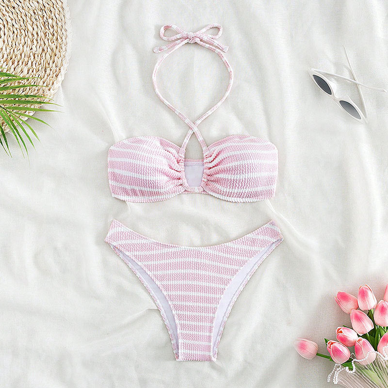 Damen bandeau bikini med tidlös randigt mönster och elegant snörning Mirla-Eva Jonsson