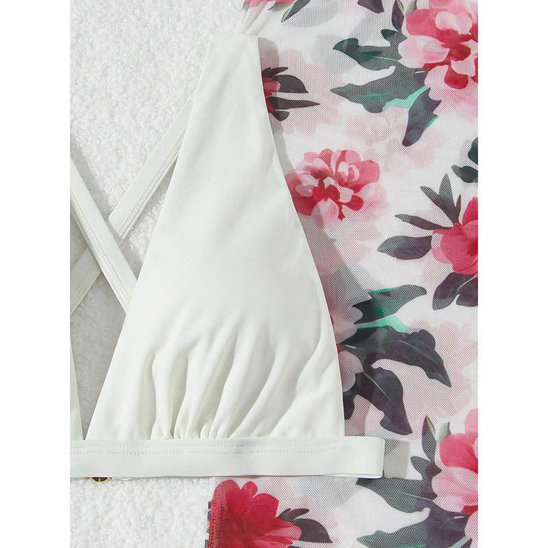 Damen bikini set med elegant omslagkjol och diskret triangelöverdel Mirla-Eva Jonsson