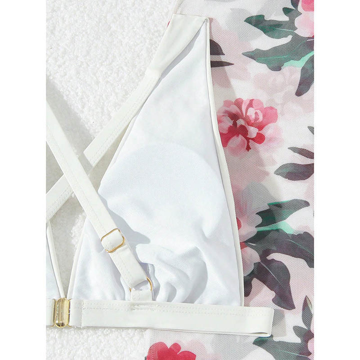 Damen bikini set med elegant omslagkjol och diskret triangelöverdel Mirla-Eva Jonsson