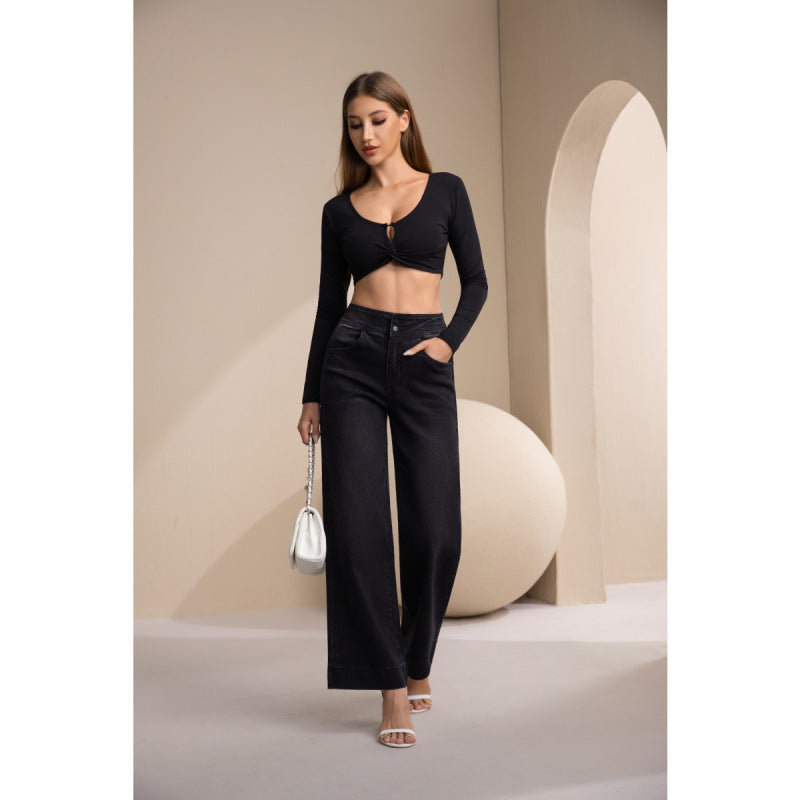 Damen breda högmidjade jeans med klassisk skärning och modern touch Mirla-Eva Jonsson