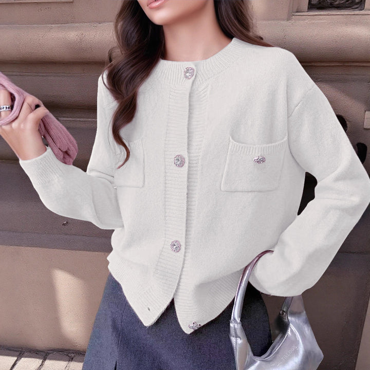 Damen cardigan med eleganta knapppdetaljer och praktiska fickor Mirla-Eva Jonsson