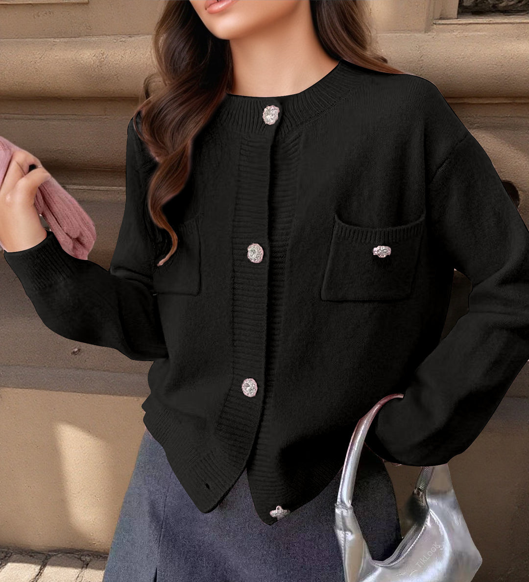 Damen cardigan med eleganta knapppdetaljer och praktiska fickor Mirla-Eva Jonsson