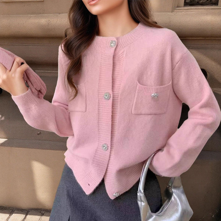Damen cardigan med eleganta knapppdetaljer och praktiska fickor Mirla-Eva Jonsson