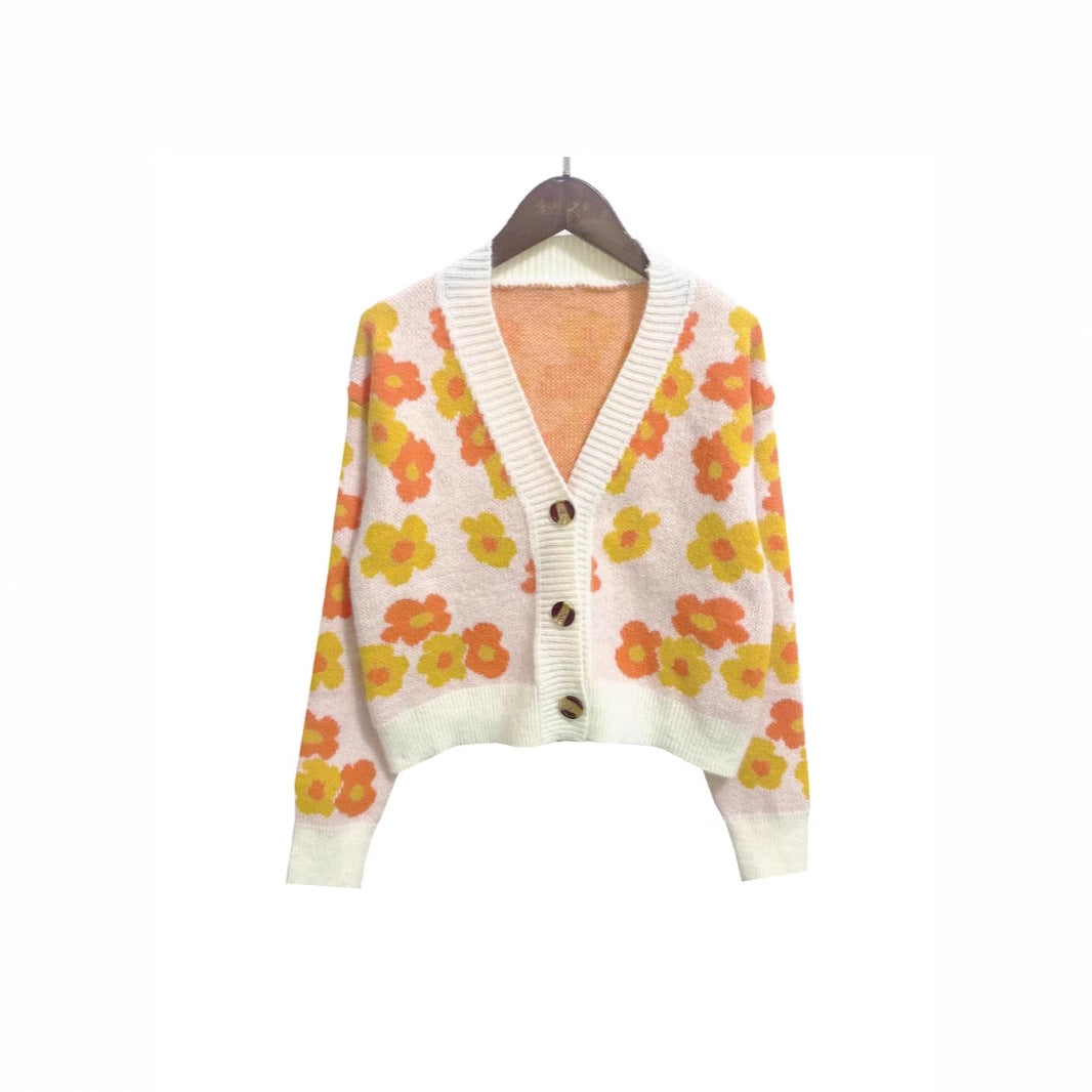 Damen cardigan mit floralem Muster und Knopfdetails Mirla-Eva Jonsson