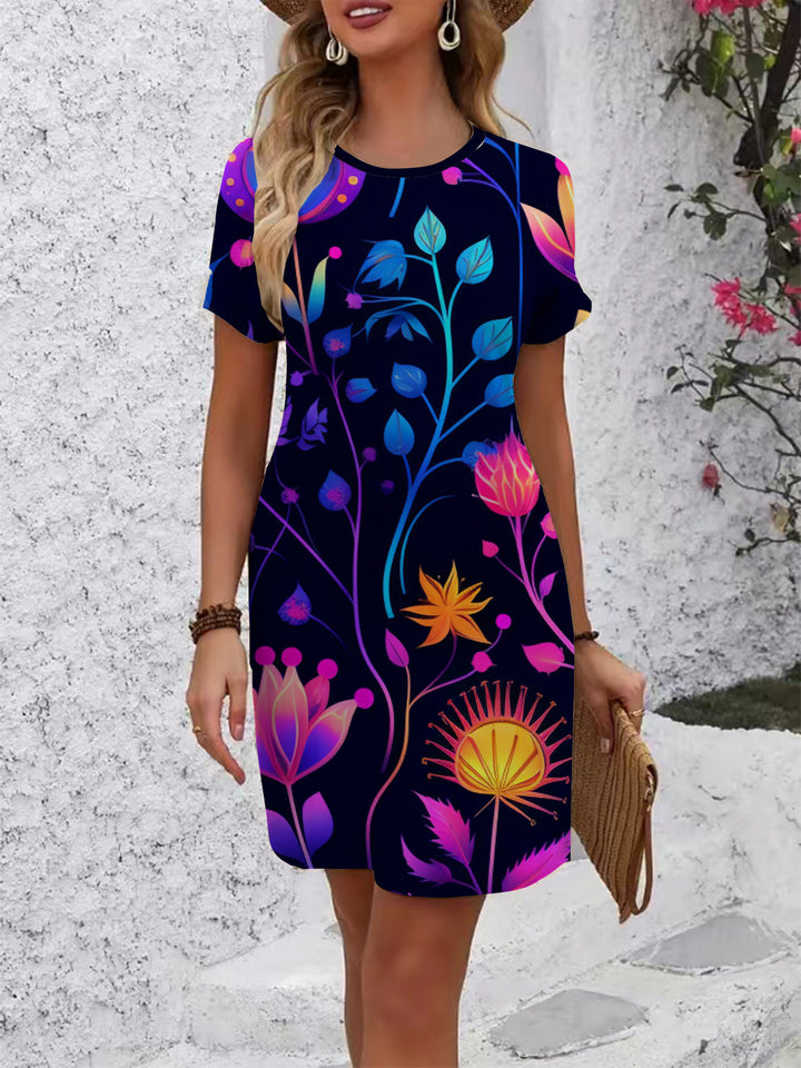 Damen casual T-shirt dress with colorful flower pattern and comfortable fit Mirla-Eva Jonsson
