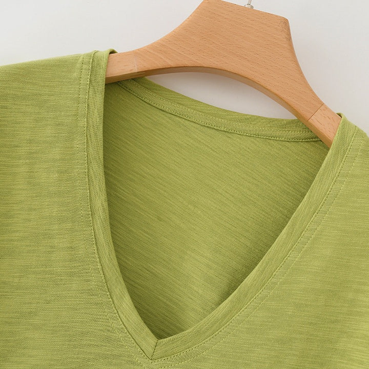 Damen casual T-shirt med V-hals och luftig passform Mirla-Eva Jonsson