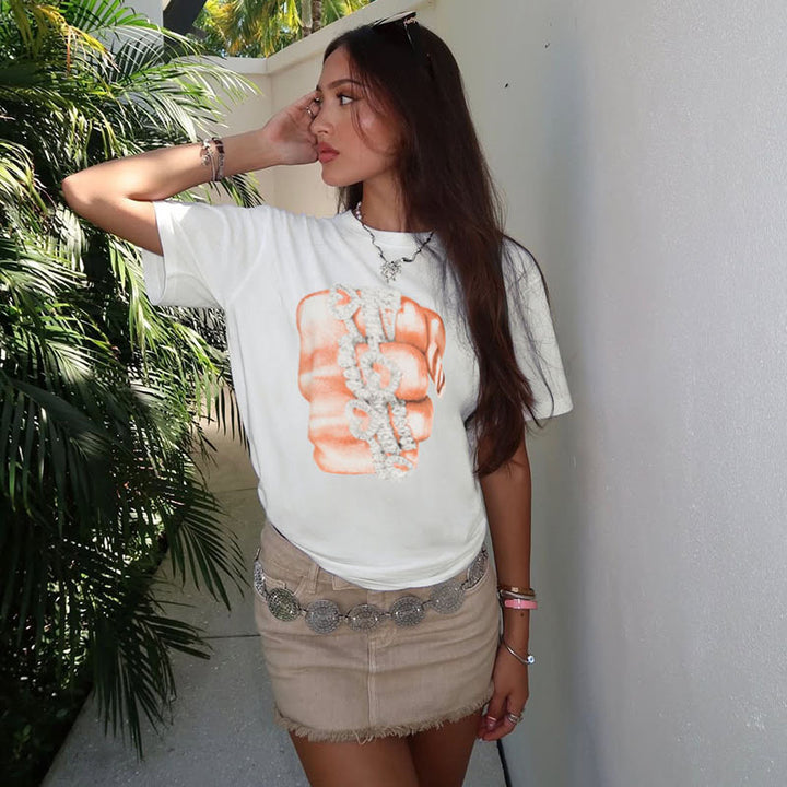 Damen casual T-shirt mit glänzendem Kreuzdesign und großzügigem Ausschnitt Mirla-Eva Jonsson