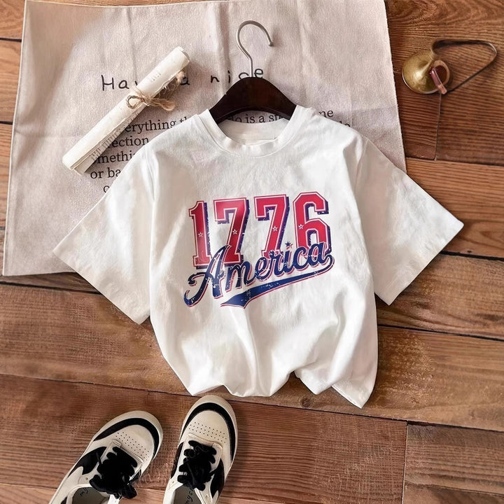 Damen casual T-shirt with striking vintage print Mirla-Eva Jonsson