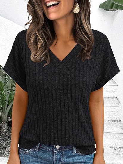 Damen casual V-neck T-shirt with stripe texture Mirla-Eva Jonsson