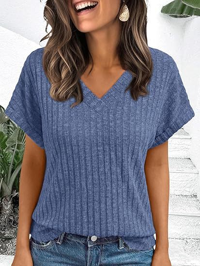 Damen casual V-neck T-shirt with stripe texture Mirla-Eva Jonsson