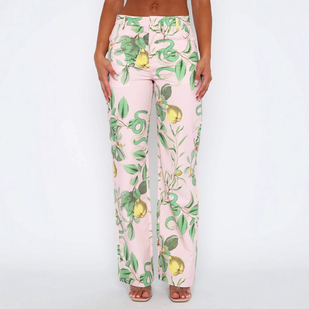 Damen casual cargo pants with fresh botanical print Mirla-Eva Jonsson