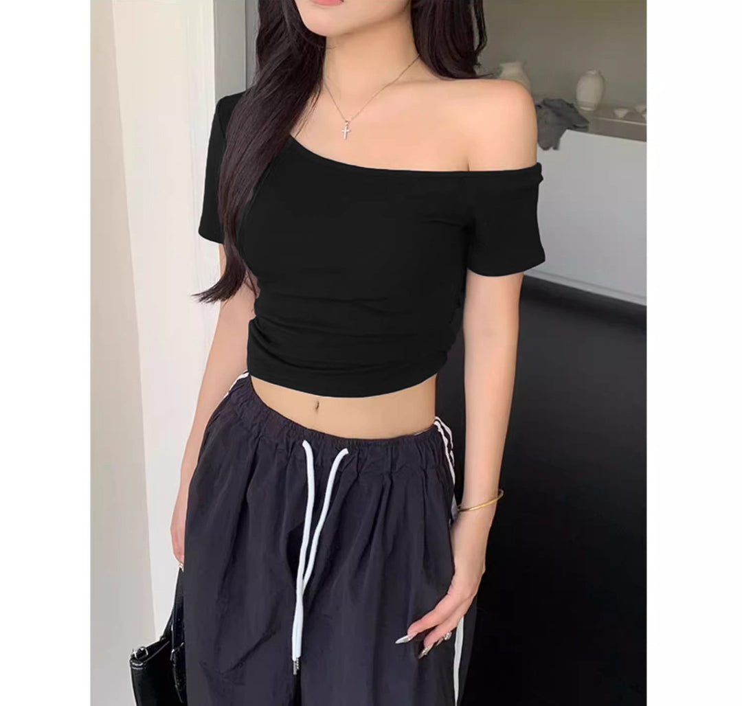 Damen casual crop top in off-shoulder style Mirla-Eva Jonsson