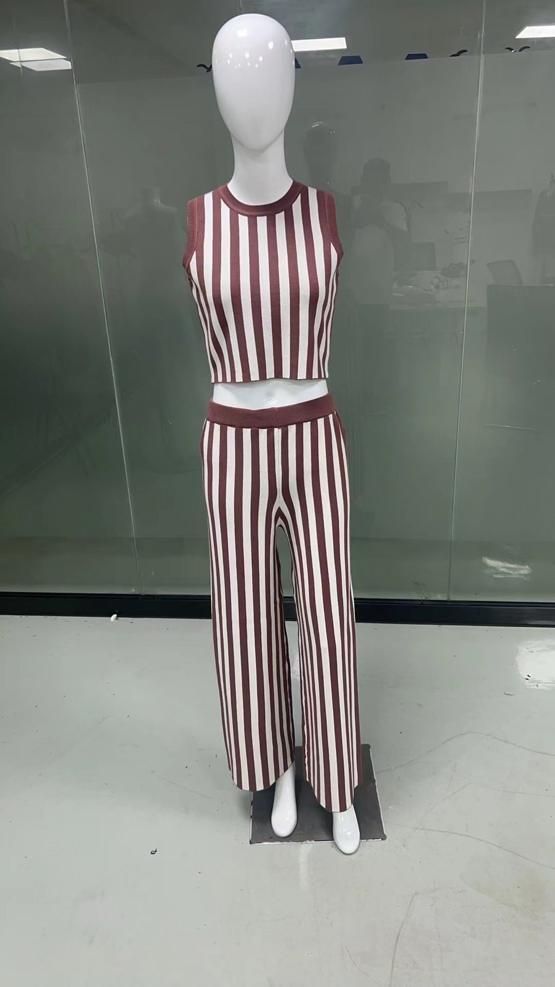 Damen casual jumpsuit med randigt mönster och hög midja Mirla-Eva Jonsson
