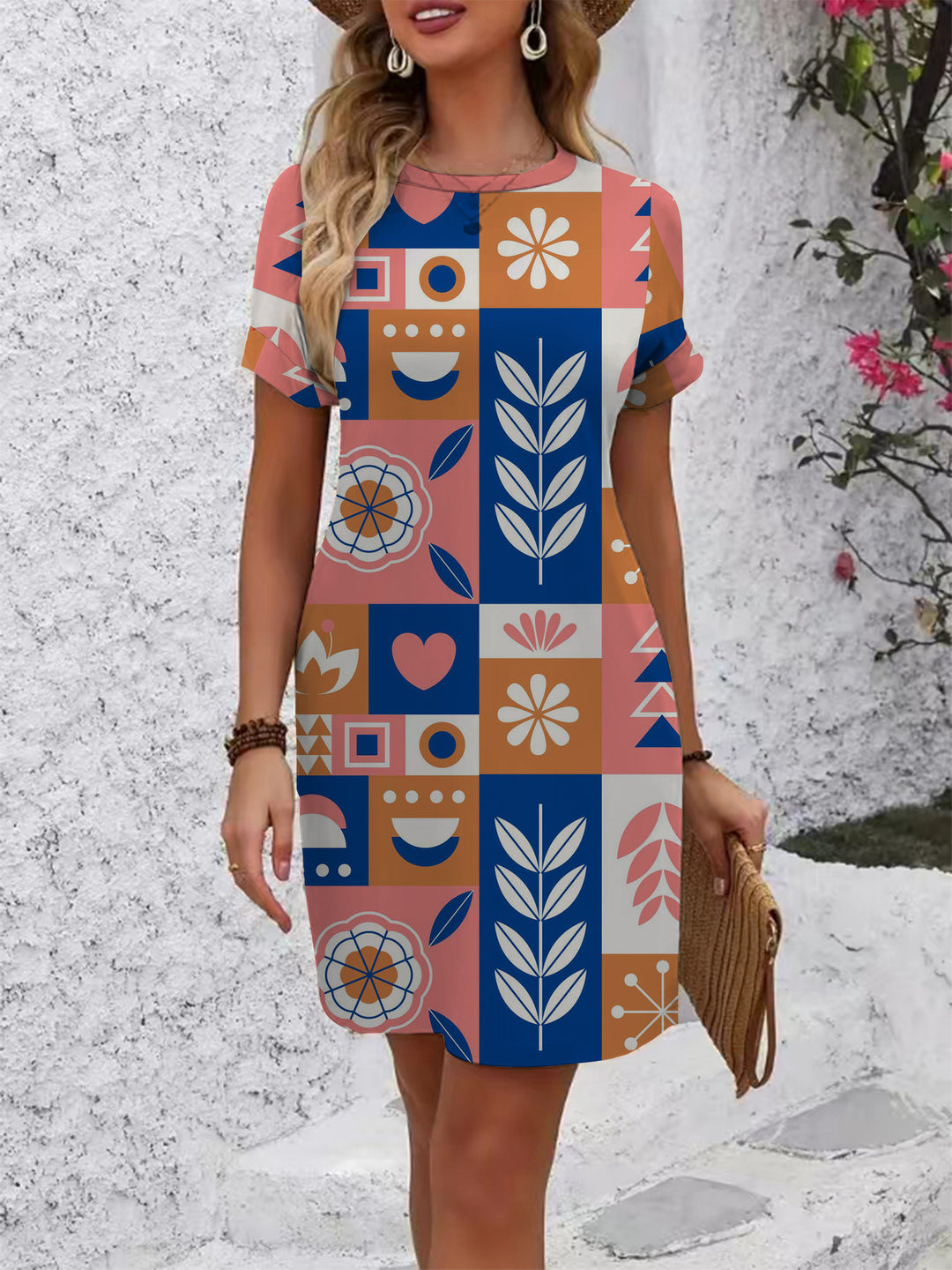 Damen casual kortärmad klänning med blommiga motiv och bekväm passform Mirla-Eva Jonsson