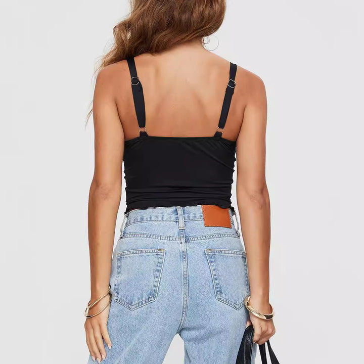 Damen casual spaghetti strap top with ruffle hem and wrap detail Mirla-Eva Jonsson
