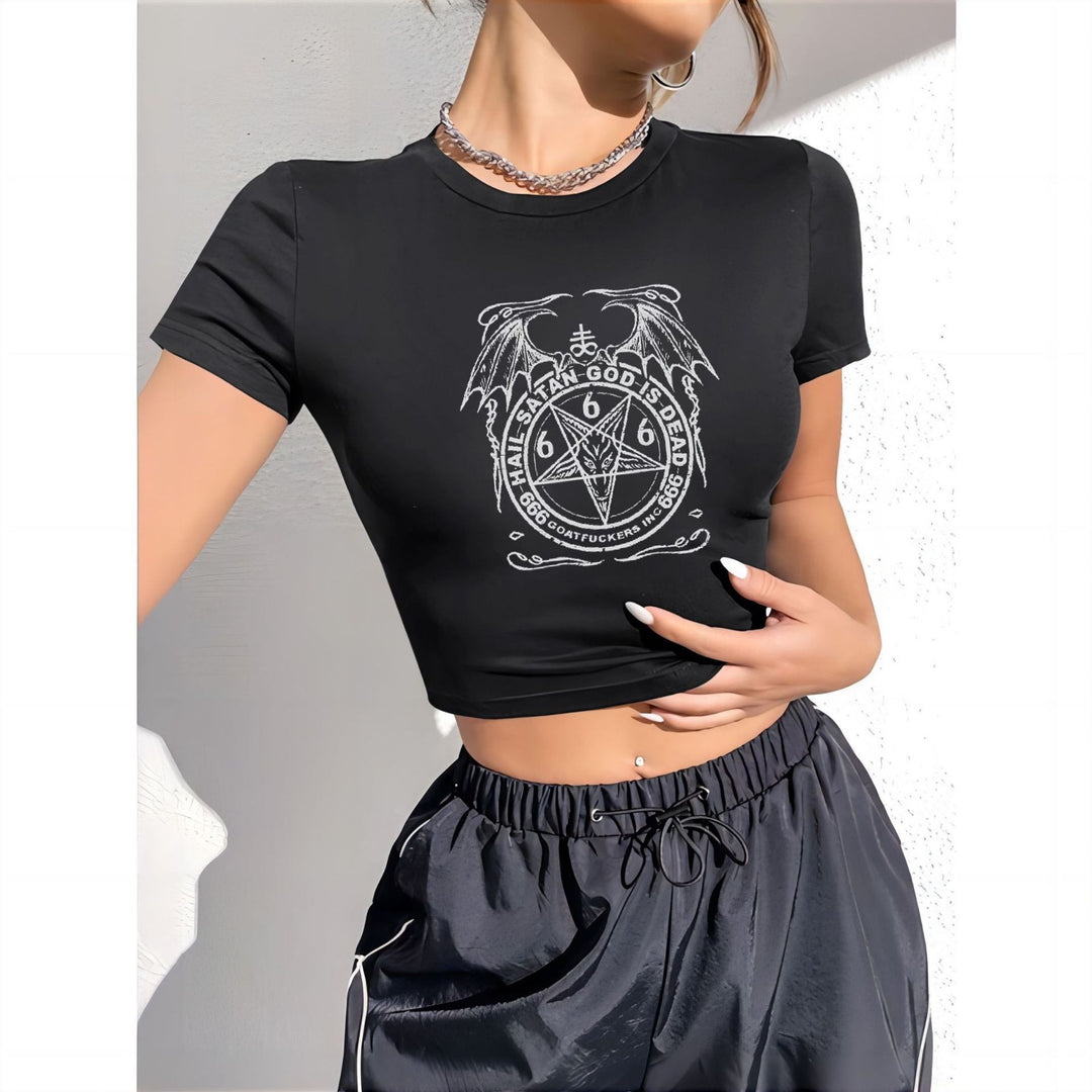 Damen cropped T-shirt med exklusivt hästmotiv och figursydd passform Mirla-Eva Jonsson