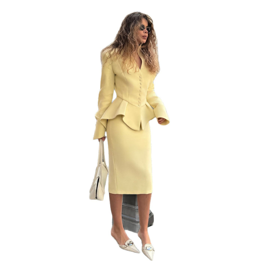 Damen elegant blazer- och kjol-set med strukturerad design och glittrande knapppdetaljer Eva Jonsson-Eva Jonsson