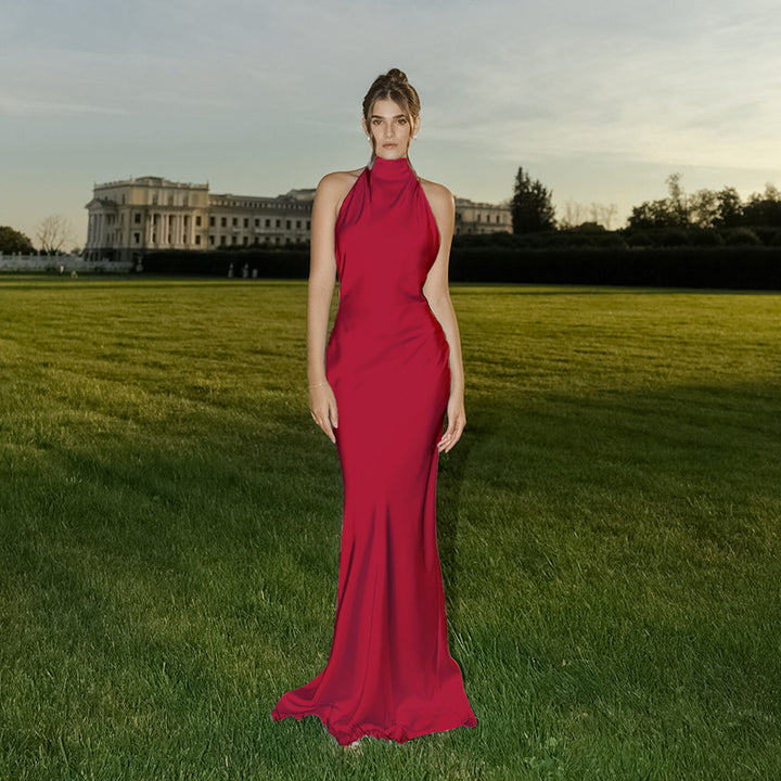 Damen eleganta Maxiklänning med hög krage och figurnära snitt Mirla-Eva Jonsson
