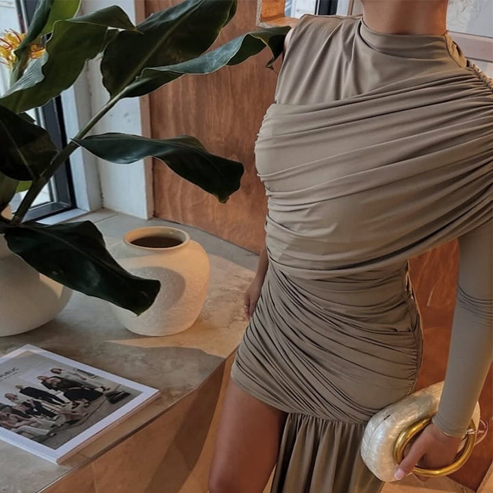 Damen eleganta omslagsklänning med asymmetrisk fåll och långa ärmar Mirla-Eva Jonsson