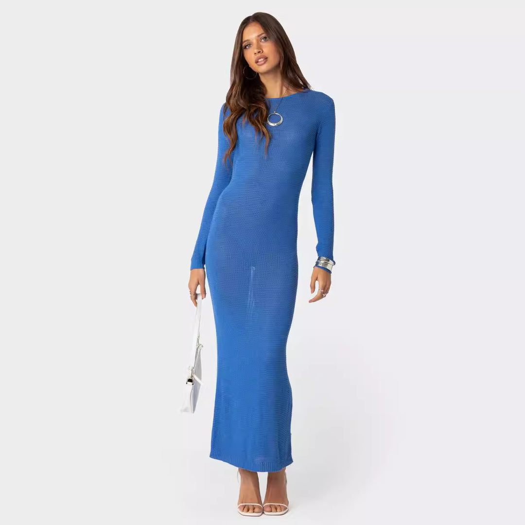Damen eleganta stickad maxiklänning med skärddetaljer och stiliga ärmar Mirla-Eva Jonsson