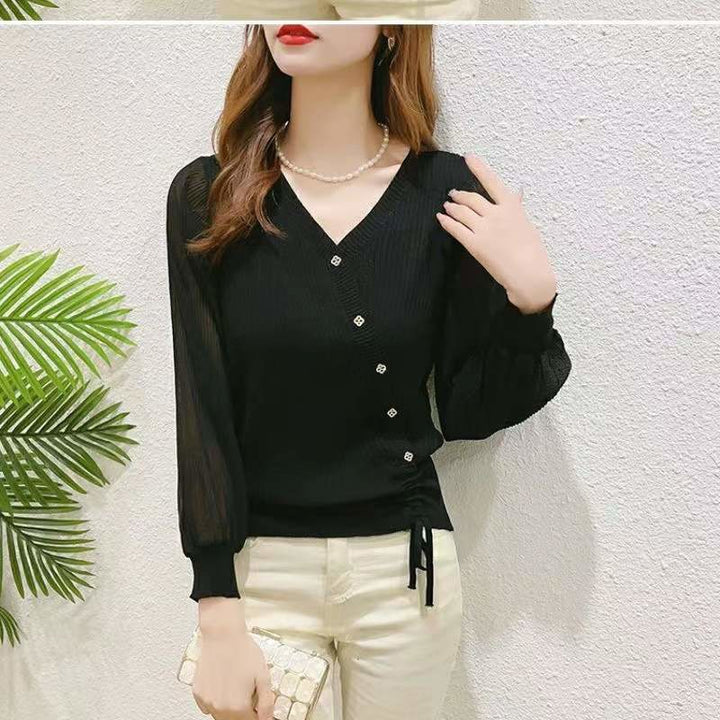 Damen eleganter Strickpullover mit Knopfdetails und transparenten Ärmeln Mirla-Eva Jonsson