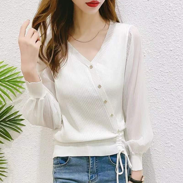 Damen eleganter Strickpullover mit Knopfdetails und transparenten Ärmeln Mirla-Eva Jonsson