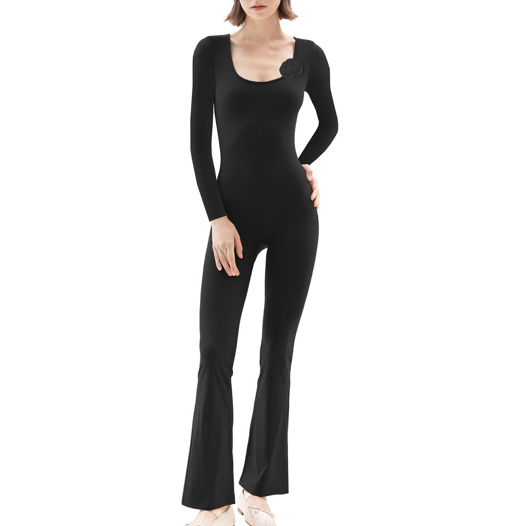 Damen figurbetonande jumpsuit med långa ärmar och skulpturdetaljer Mirla-Eva Jonsson