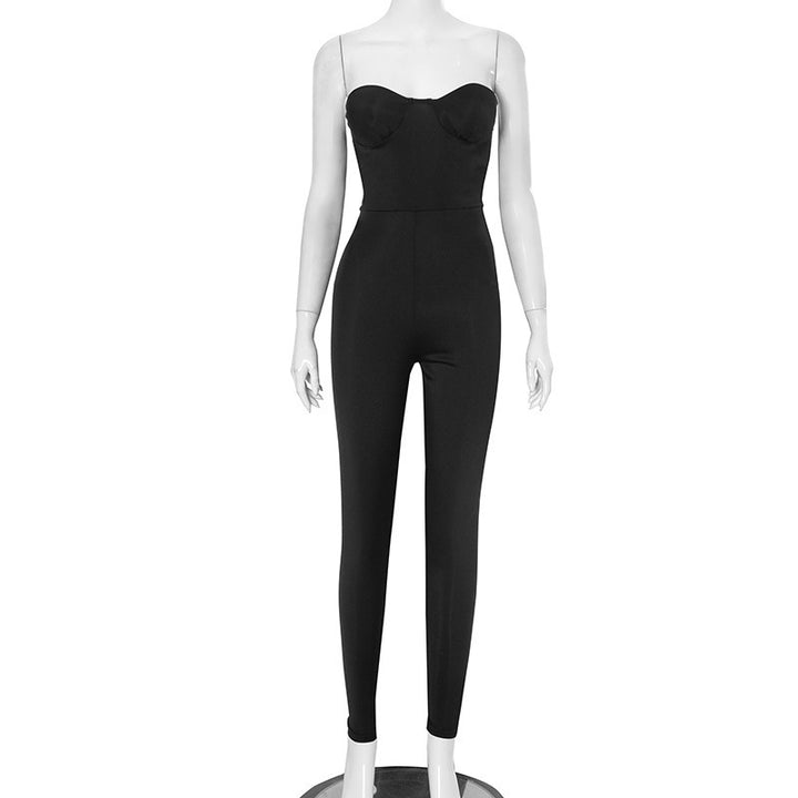 Damen figurformande jumpsuit med bärlöst design och elegant skärning Mirla-Eva Jonsson
