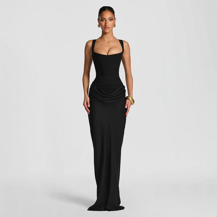 Damen figurnära Maxi-klänning med elegant draperingsdesign Mirla-Eva Jonsson