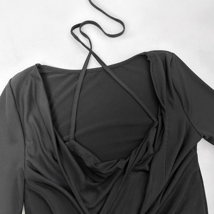 Damen figurnära överdel med rynkor och off-shoulder design Mirla-Eva Jonsson