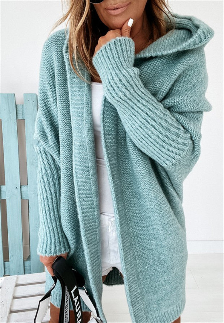 Damen gemütlicher Strickcardigan mit Kapuze und weit geschnittenen Ärmeln Mirla-Eva Jonsson
