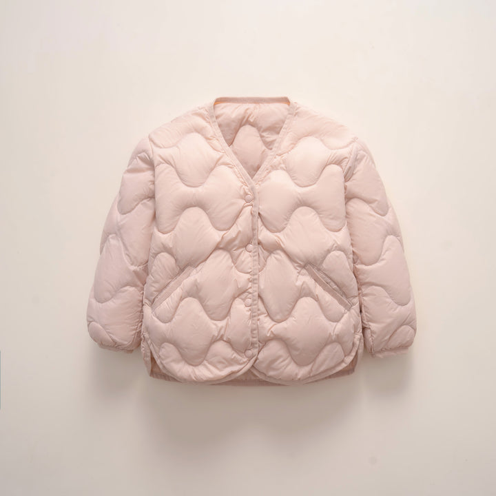 Damen gesteppte Daunenjacke mit modernen Wellenmustern und praktischen Taschen Mirla-Eva Jonsson