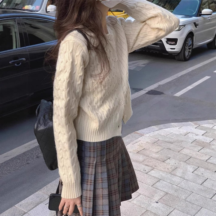 Damen gestrickte Bolerojacke mit Zopfstruktur Mirla-Eva Jonsson