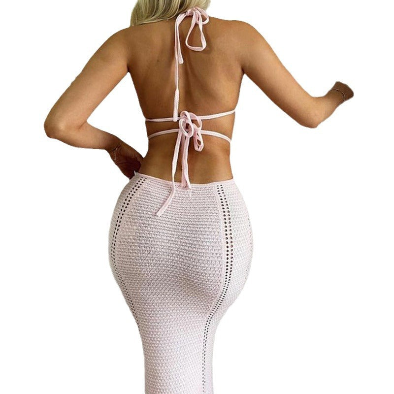 Damen hängklänning med raffinerade cut-outs och djup V-ringning Mirla-Eva Jonsson