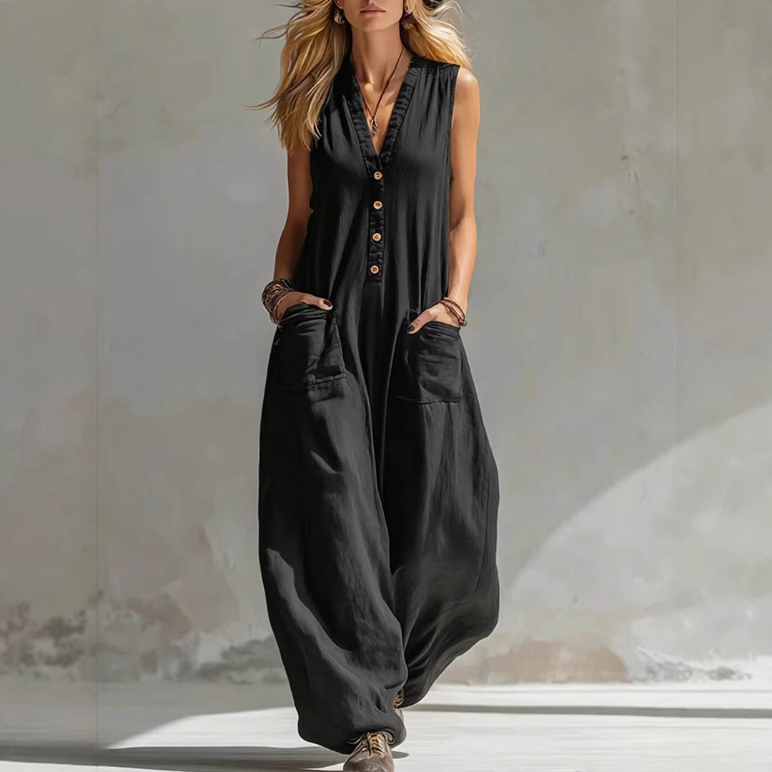 Damen jumpsuit med djup V-ringning och praktiska fickor Mirla-Eva Jonsson
