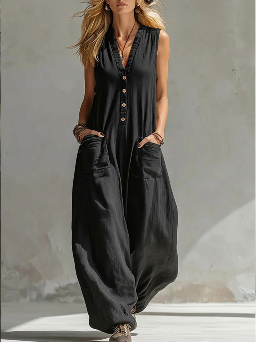Damen jumpsuit med djup V-ringning och praktiska fickor Mirla-Eva Jonsson