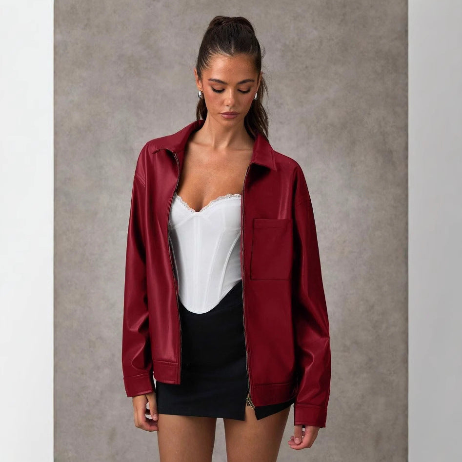 Damen konstläderjacka med oversized snitt och praktisk bröstficka Mirla-Eva Jonsson