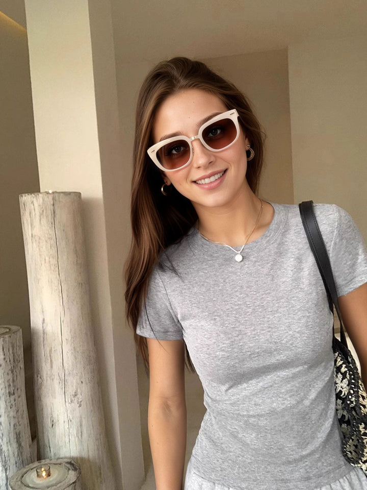 Damen kortärmad T-shirt i högkvalitativ bomullsmix med smal passform Mirla-Eva Jonsson